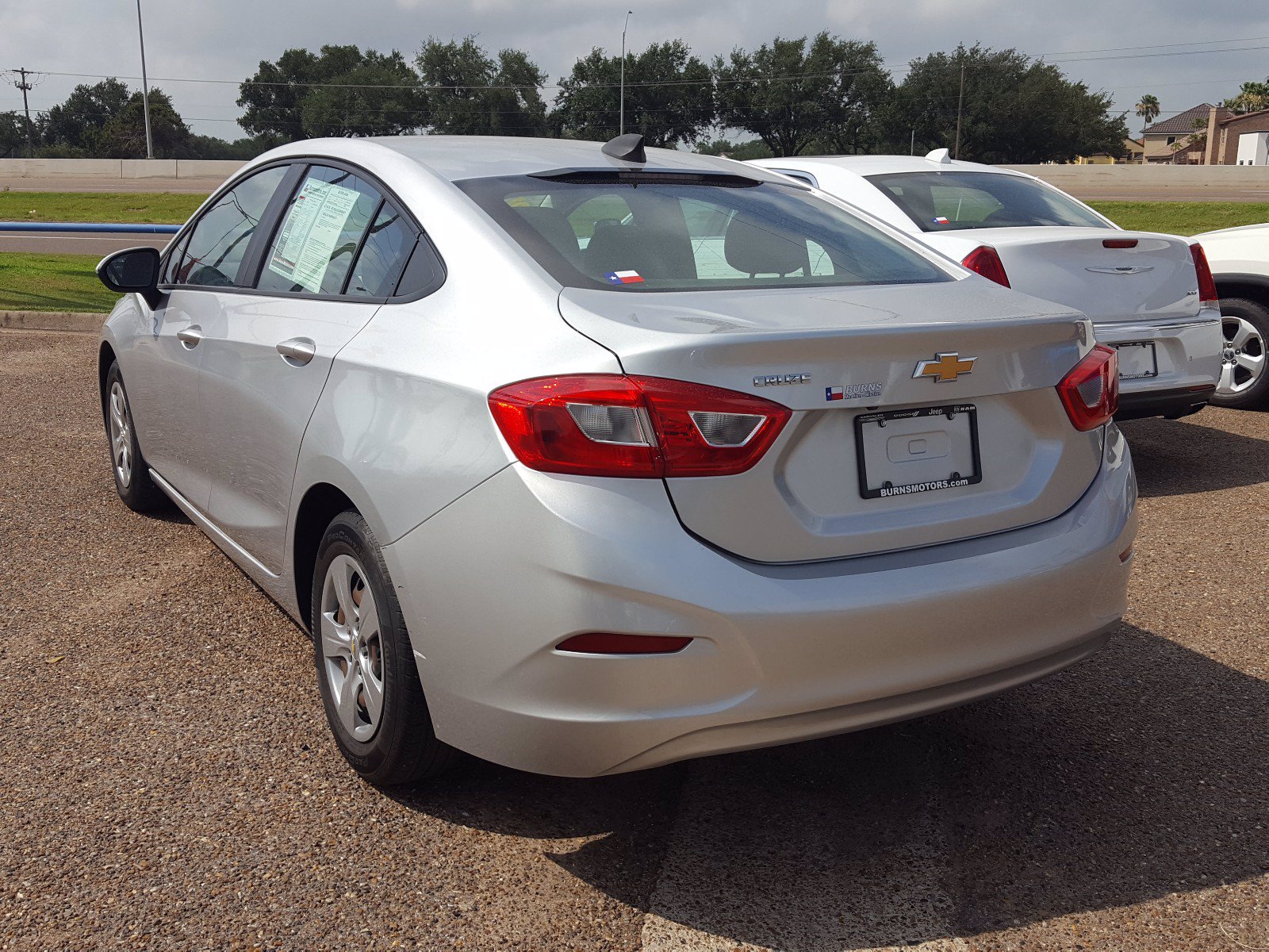 Pre-Owned 2017 Chevrolet Cruze LS