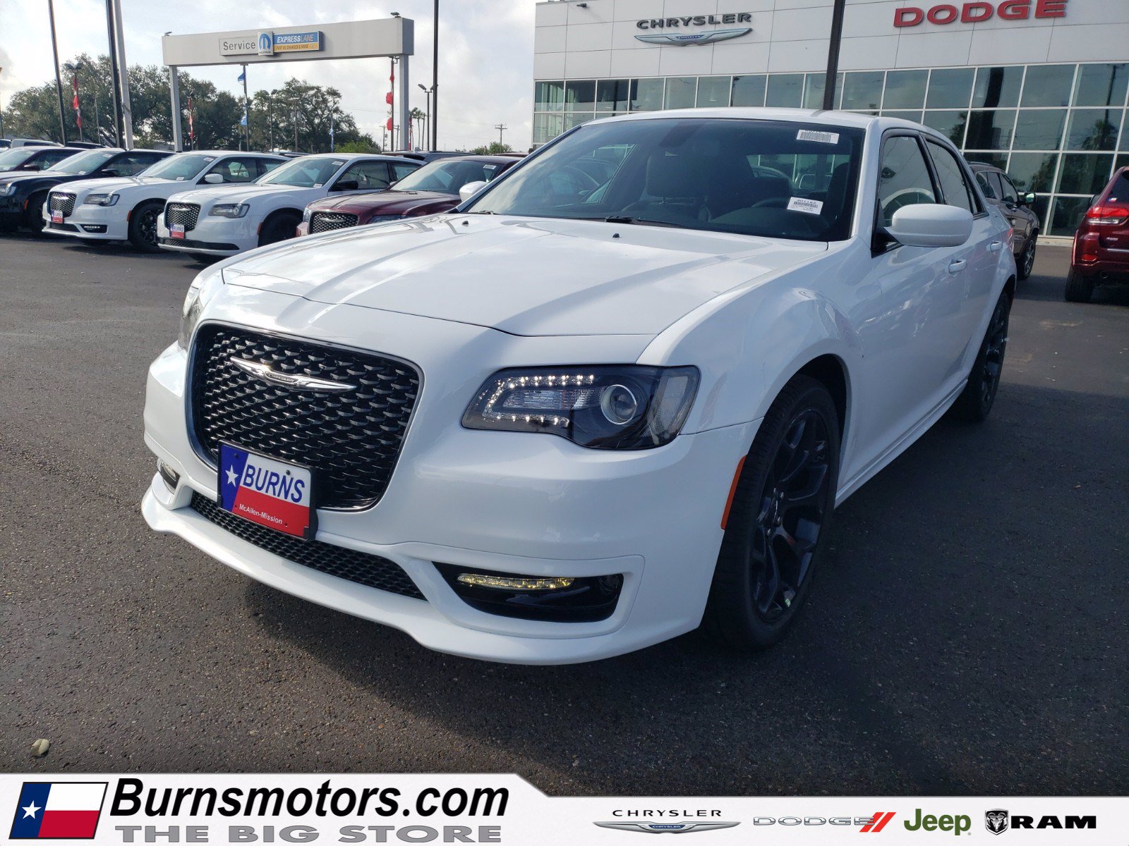 New 2020 CHRYSLER 300 300S