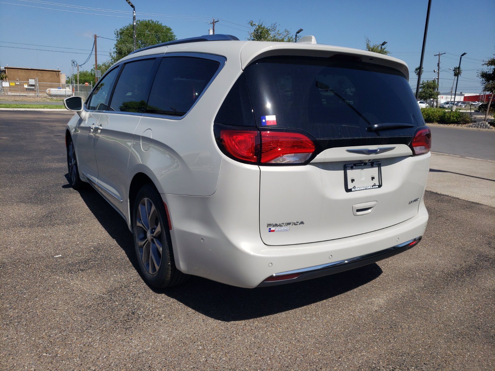 new-2020-chrysler-pacifica-limited-passenger-van-in-mcallen-201118